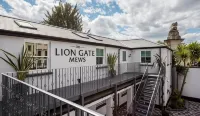 The Lion Gate Mews Hôtels à : Hampton Wick