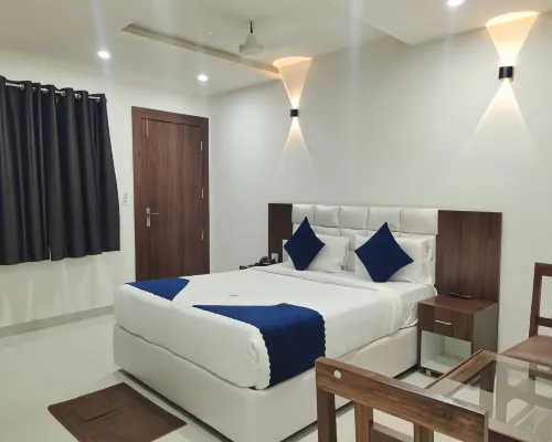 Hotel SkyLand Hotels in Warangal