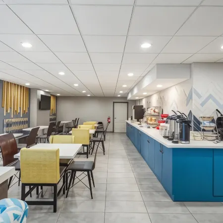 La Quinta Inn & Suites by Wyndham Lexington Park - Patuxent