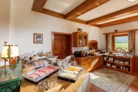 Hotel Garni Birkenhof - Parking