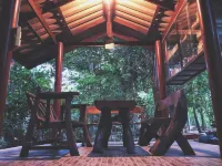 Eaustay Hotels in U Thong