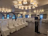 Hotel El Castell Hôtels à : Sant Boi de Llobregat