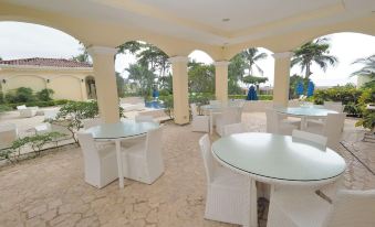 Acqua Residences - Housity