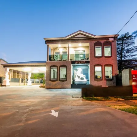 Athena Motel Apartments