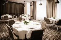 Freys Hotel - Parkering