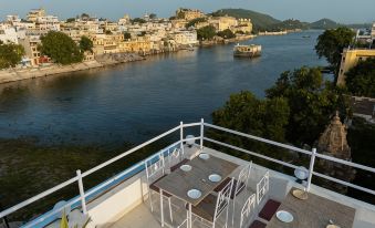 Jungle by Sturmfrei Udaipur