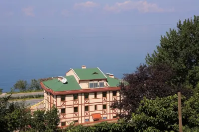LAZLAKAR HOTEL Hôtels à : Cayeli