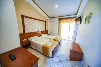 Angelina Hotel & Apartments - balcony