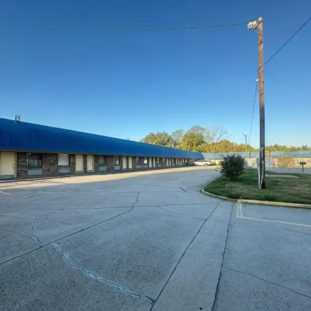 Loyalty Inn Gainesville