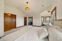 Large luxury home!  Views!  Hot tub!  Game room!  EV charger! Pool table! Grill!