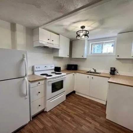 Cozy Moncton Basement suite around the corner from the Hospital