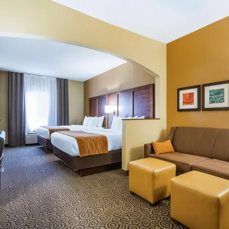 Comfort Suites