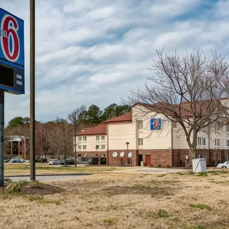 Motel 6 Rocky Mount, NC
