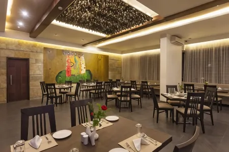 Hotel Chaitali - Pure Veg