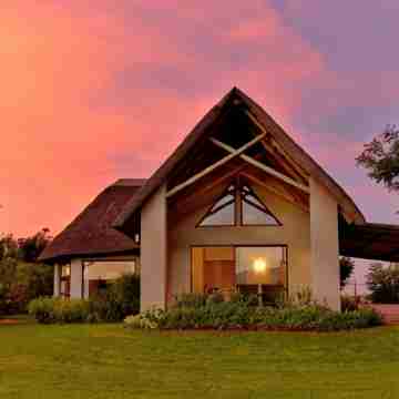 Montusi Mountain Lodge Hotel Exterior