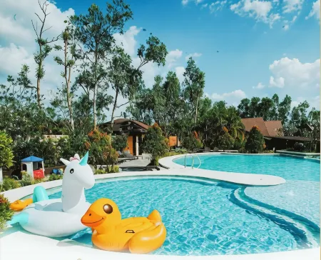 Segara Villas Отели рядом с достопримечательностью «Университет Филиппины Экстеншен Програм ин Олонгапо»