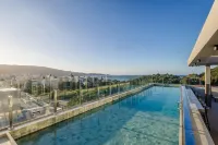 해변에서 500미터 떨어진 수영장과 자쿠지가 있는 독점적인 숙박 - ELF