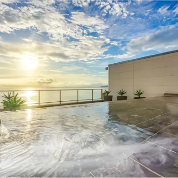 大江户温泉物語別府清風 鄰近八幡朝見神社的酒店