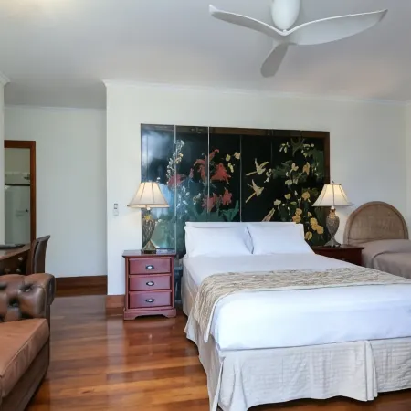 Daintree Manor B&B