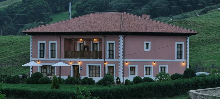 Hotel Puerta Del Oriente Hotels in Llanes