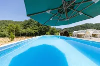 Hanok Stay under the Golden Sky in Yangpyeong