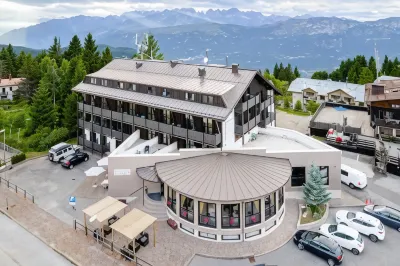 Hotel Dolomiti Chalet Hotel in zona Lago di Lagolo