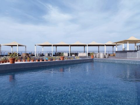 Golden Tulip Muscat Hotels in Muscat