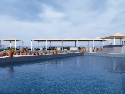 Golden Tulip Muscat  호텔