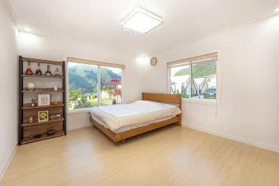 Miryang Byul and Moon Glamping & Pension Hotels near Eol-Eumgol