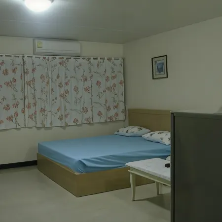 DMK Don Mueang Airport Guest House