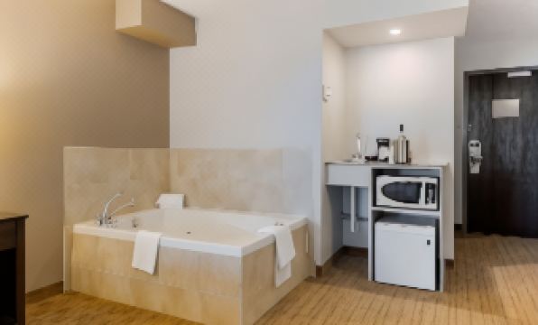 Best Western Pembroke Inn Conference Centre