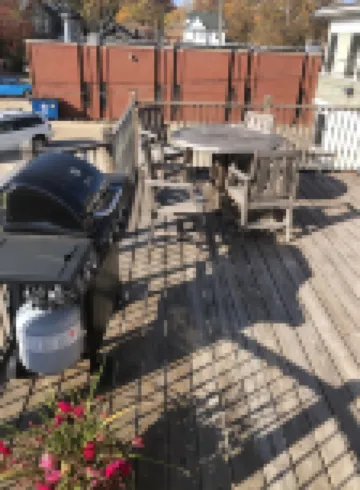 Secluded Haven - Central, Free WiFi, Close to Downtown