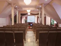 Hotel Nevis Wellness & Spa Hotels in Oradea