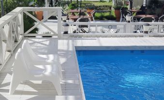 Taean Napoli Pension