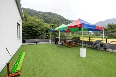 Toechon Cheonjinam Pension