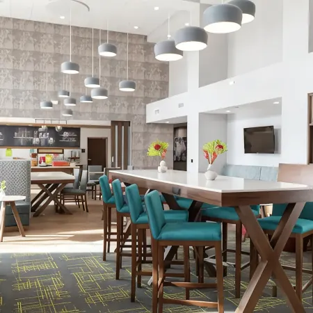 Hampton Inn & Suites by Hilton Marshfield