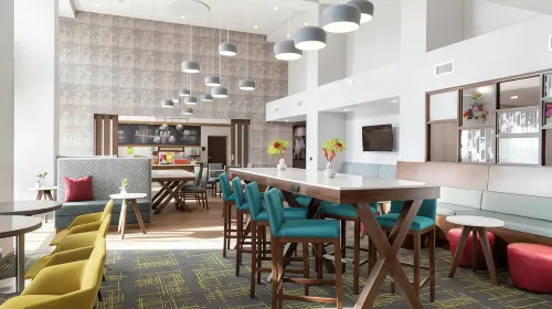 Hampton Inn & Suites by Hilton Marshfield
