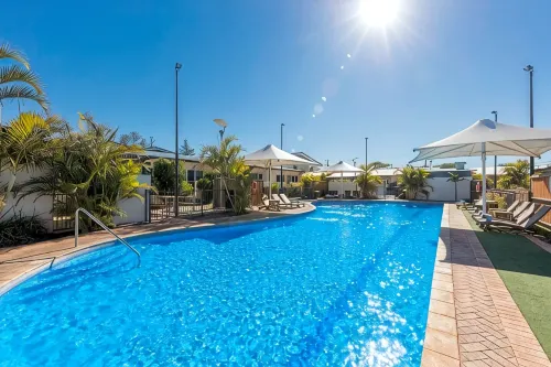 Nesuto Geraldton - parking