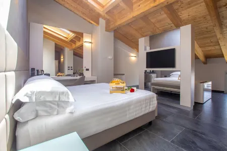 Mesbeglia Luxury Rooms