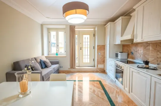 Gemini Suite Hotel berhampiran Museo Crocetti