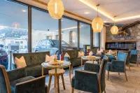 Hotel Alpenkönigin - Alpine Luxury - parking