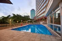 Monomotapa - Pool