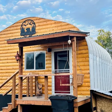 Cozy Big Lake Cabin + Private Spa House, Hot Tub & Sauna