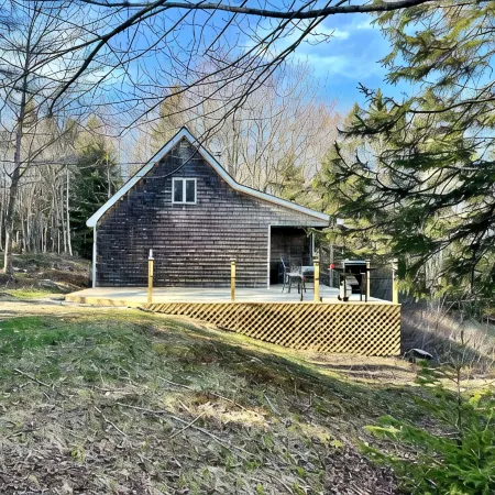 Charming ocean view cottage with WiFi, AC in beautiful Steuben