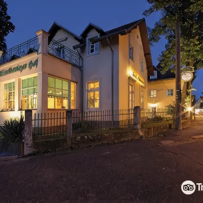 Hotel Alttolkewitzer Hof Hoteles cerca de Castillo de Schönfeld