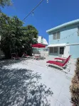 Adorable Beach House, Concha Azul in Sea Beach!
