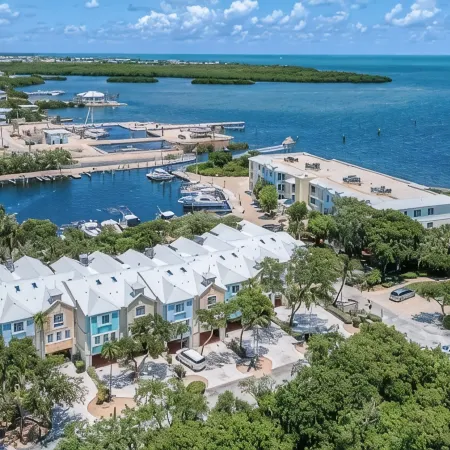 Mariner’s Club, Key Largo Home!!! 4Bedroom 4Bathroom Tropical Oasis