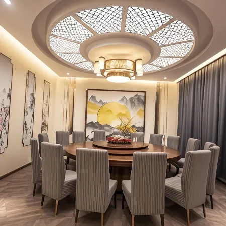 Beiguo Zhichun Business Hotel