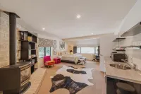 1BR Retreat Self-Contained & Private - Waitaki - Hot Springs