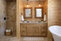 Private Log Cabin Hot Tub + Fire Pit • Peaceful • Near Hendersonville - balcony